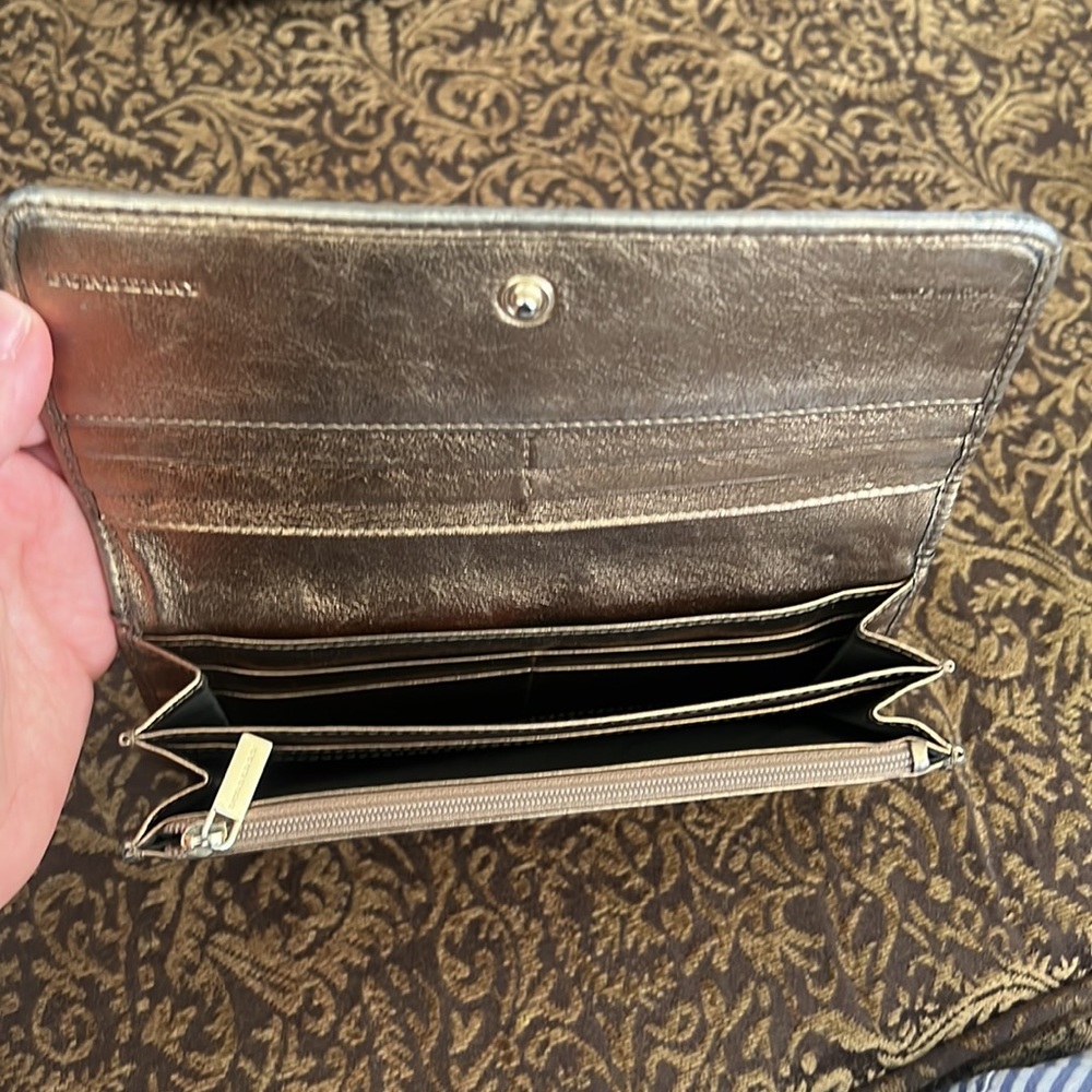 Burberry Authentic Haymarket - Picture 8 of 13